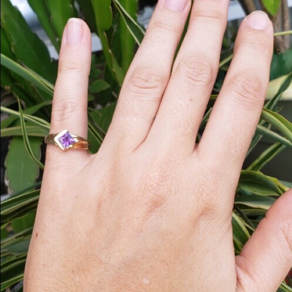 Vintage Bezel Cut Amethyst 18K Gold Ring size 6.5 - Picture 3 of 8